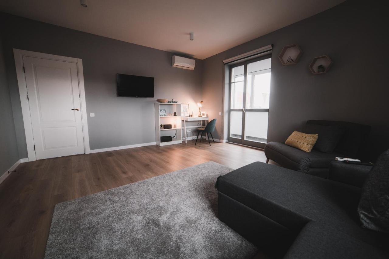 Apart-Hotel Kostjukowski Apartments Nizhynska 17 ลวีฟ ภายนอก รูปภาพ