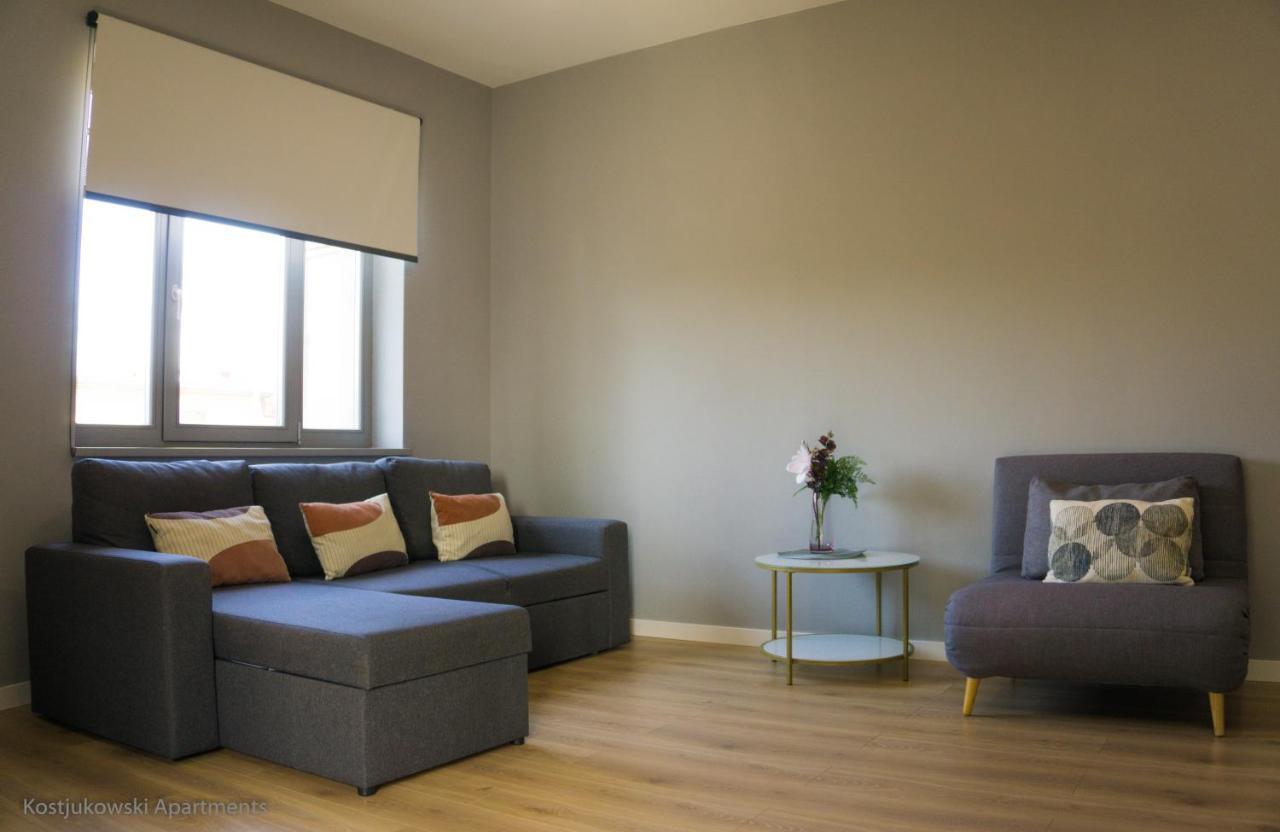 Apart-Hotel Kostjukowski Apartments Nizhynska 17 ลวีฟ ภายนอก รูปภาพ
