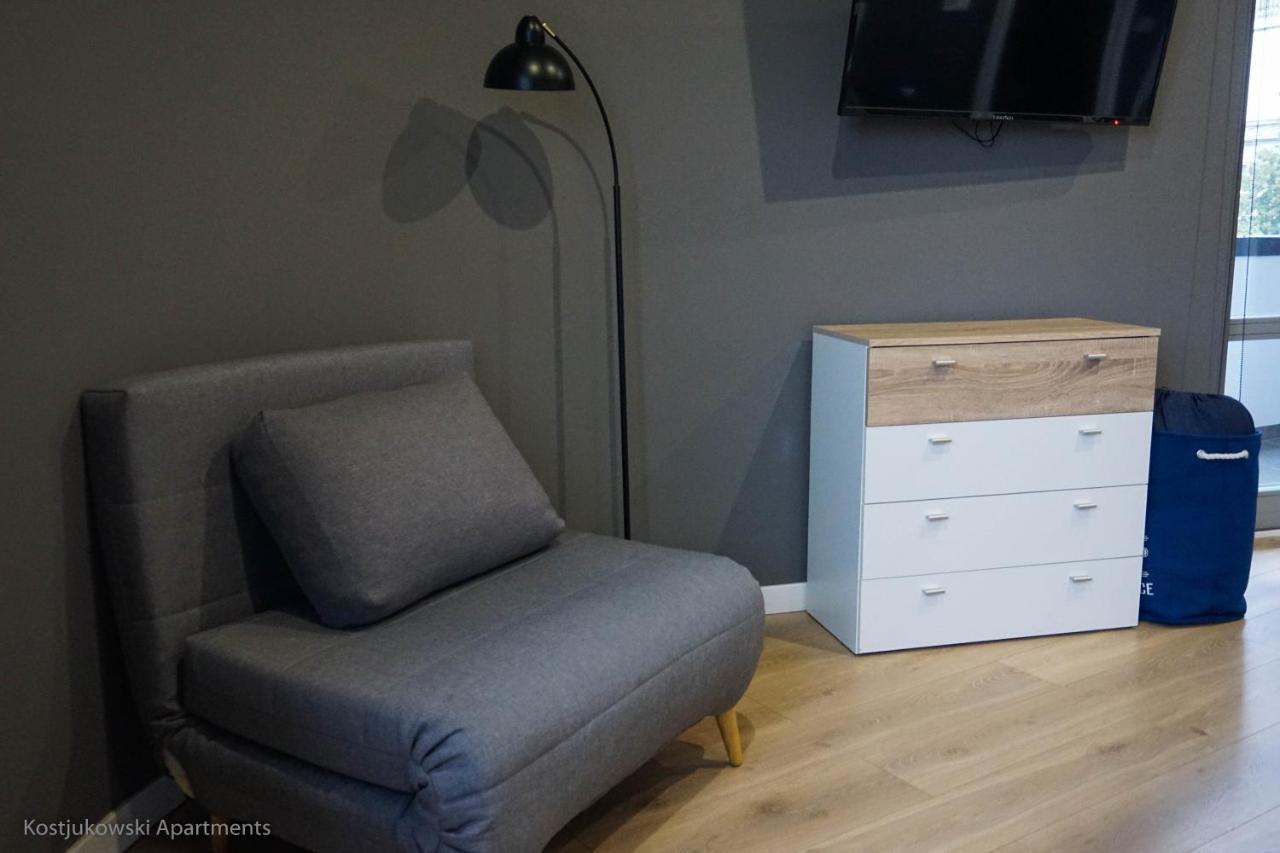 Apart-Hotel Kostjukowski Apartments Nizhynska 17 ลวีฟ ภายนอก รูปภาพ